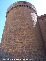 Castillo-Palacio de La Calahorra. Torreón circular esquinero